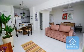 Apartamento com vista mar no Porto da Barra